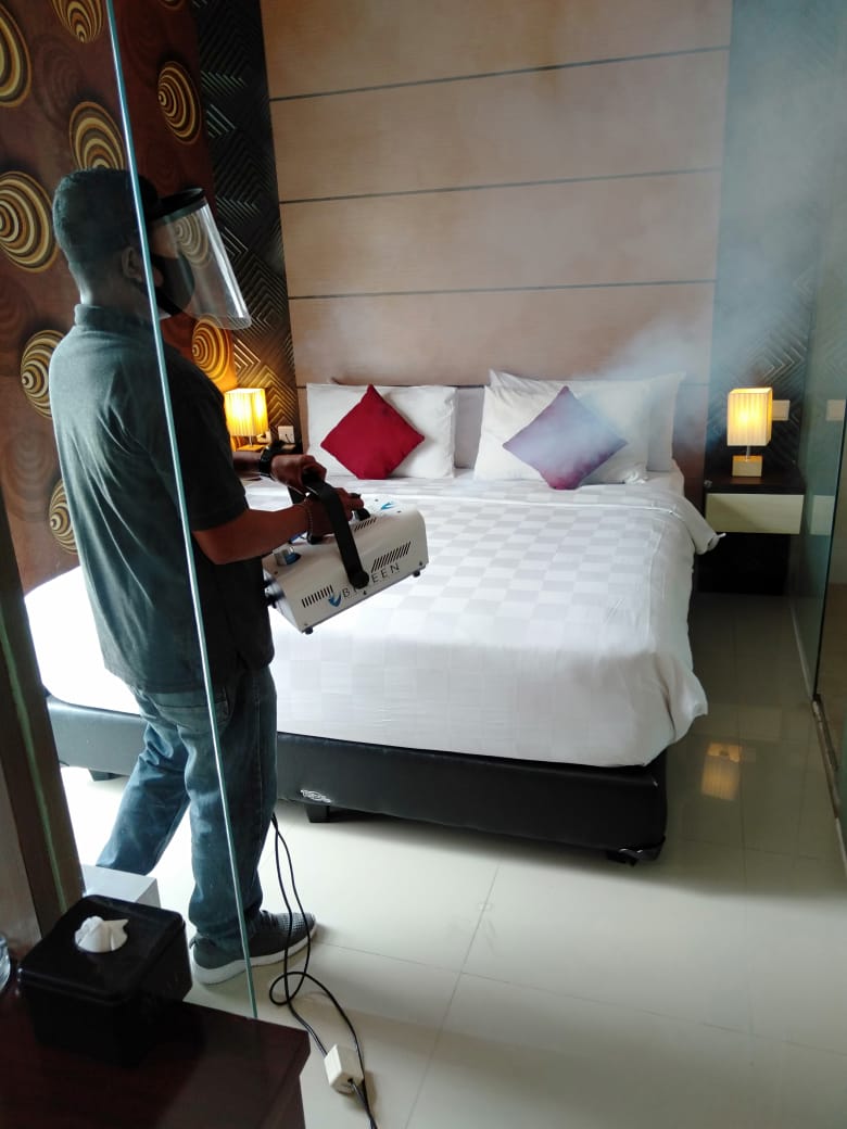Jle’s Boutique Manado, Rutin Fogging Kamar Hotel